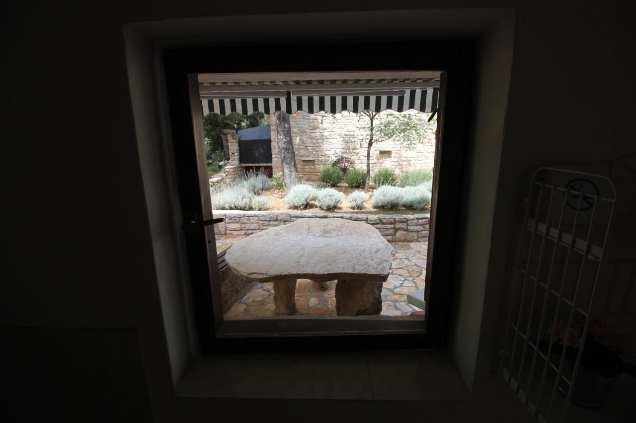 Villa Stone House Skrivena Pridraga Exterior foto